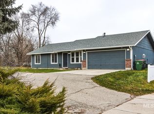 1052 NW 5th St, Meridian, ID 83642