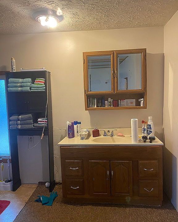 2nd image of 405 1st St