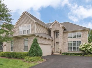 818 Stone Canyon Cir, Inverness, IL 60010