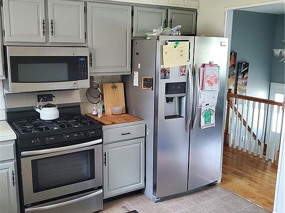 4th image of 6 Tanglewood Dr