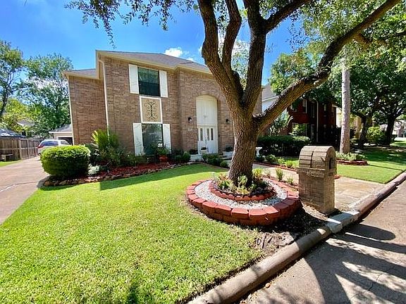 2nd image of 3231 Ashfield Dr