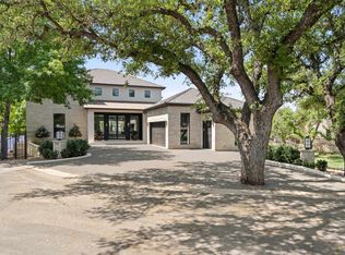102 Matern Ct, Horseshoe Bay, TX 78657