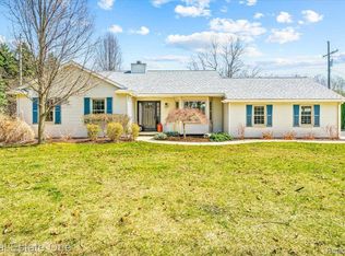 2885 County Farm Rd, Howell, MI 48843