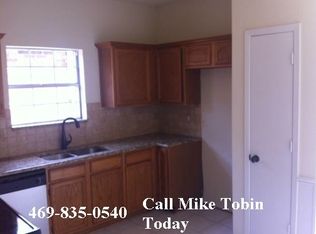 1381 Chinaberry Dr, Lewisville, TX 75077