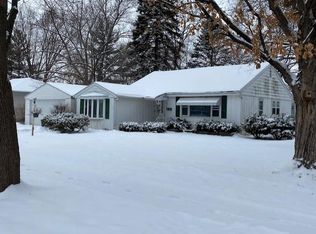 2323 Midway Dr, Rockford, IL 61103