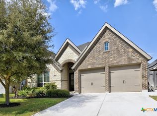 2004 Glen Holw, Seguin, TX 78155