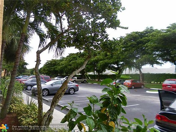 2nd image of 7660 Westwood Dr APT 614