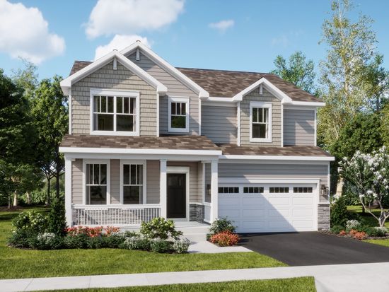 581 Lismore Cir, Elgin, IL 60124