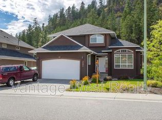 3083B Lakeview Cove Rd, West Kelowna, BC V1Z 4A1