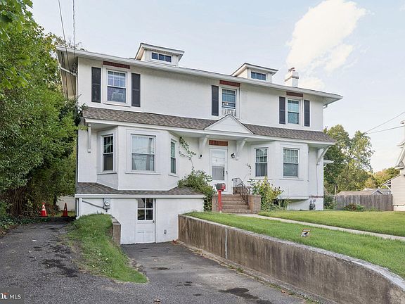 5th image of 504 S Elmwood Ave