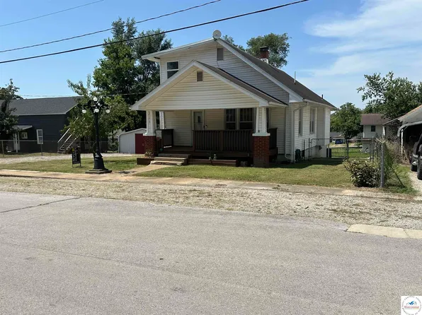 715 Illinois St, Warsaw, MO 65355