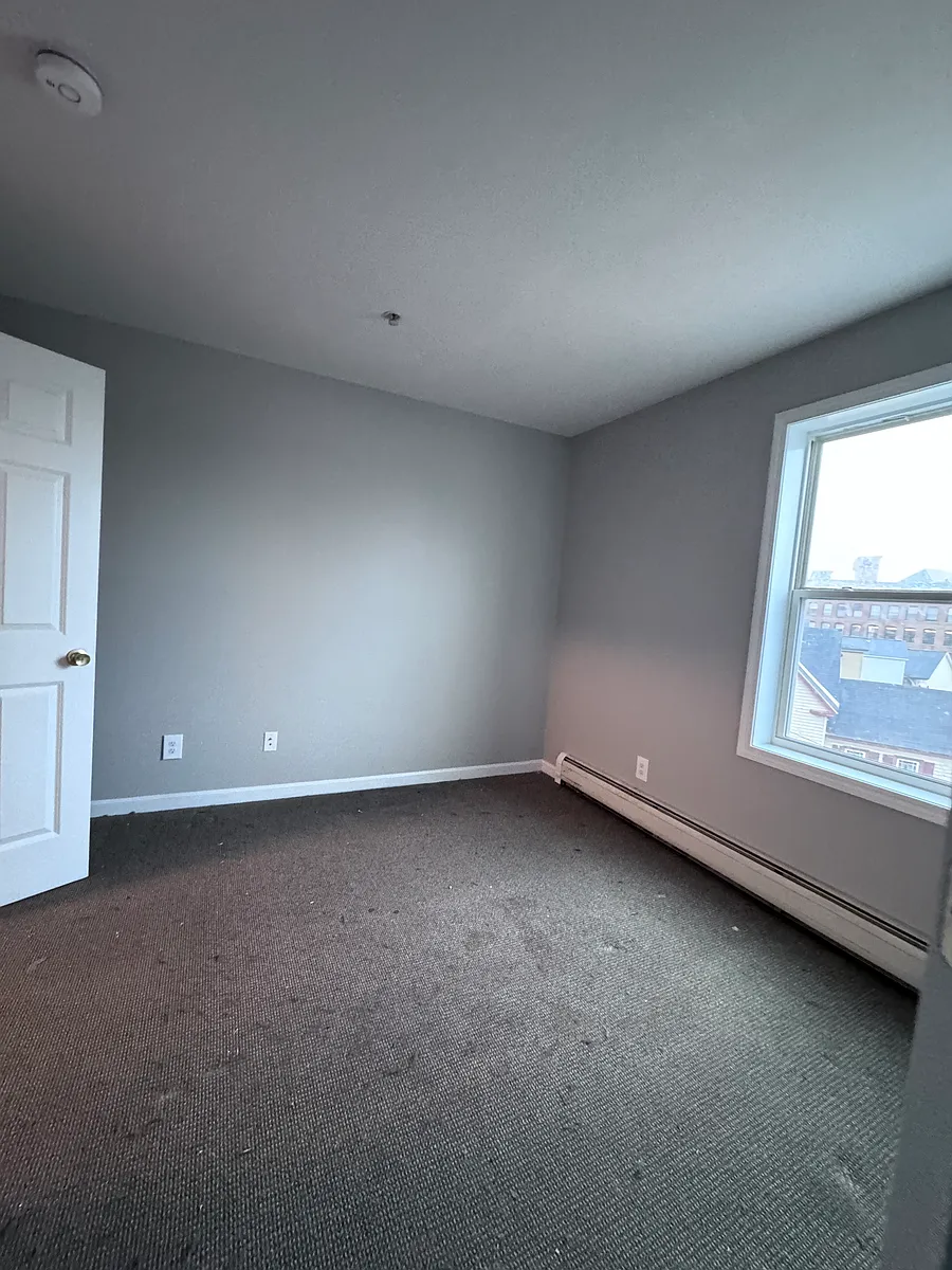 Building Photo - 126 Vine St #17