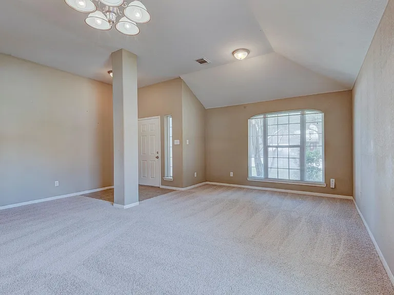 25206 Pepper Ridge Ln — Photo 7