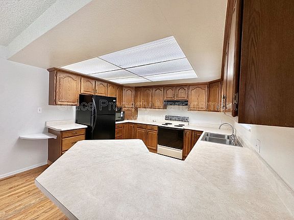 4th image of 1762 Ura Ln