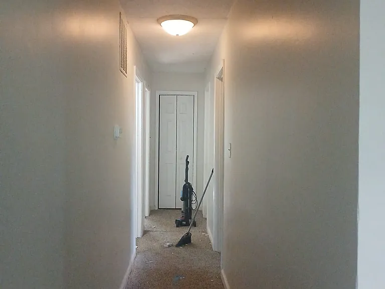 3334 Laurel St — Photo 6