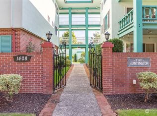 1408 20th Ave APT C2, Longview, WA 98632