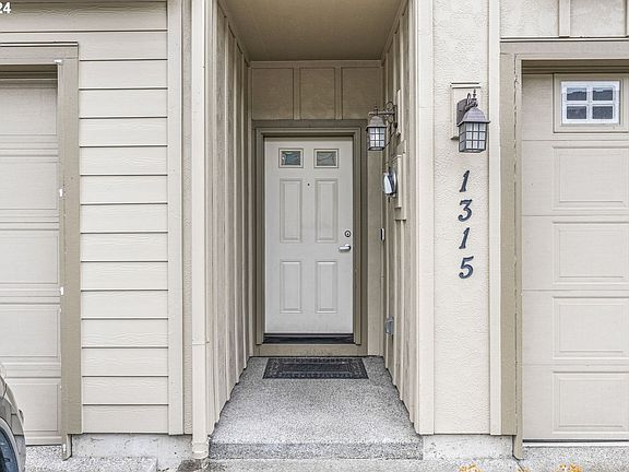 2nd image of 1315 NE 82nd Way