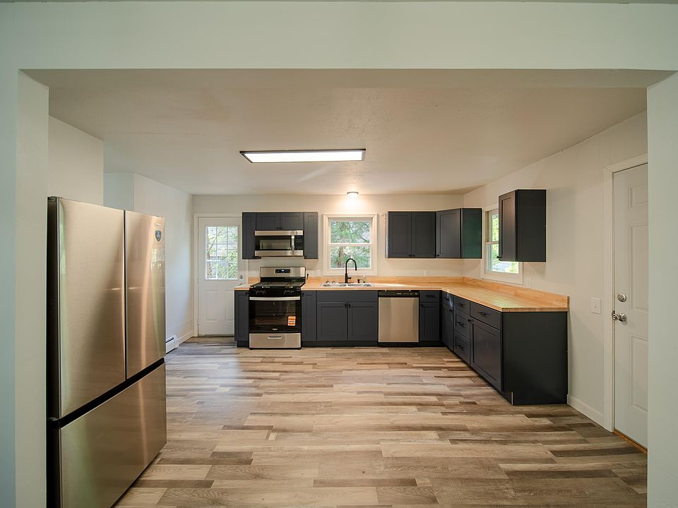 1st image of 817 Mallow St