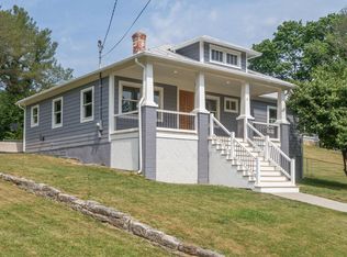 11 S Factory St, Fincastle, VA 24090