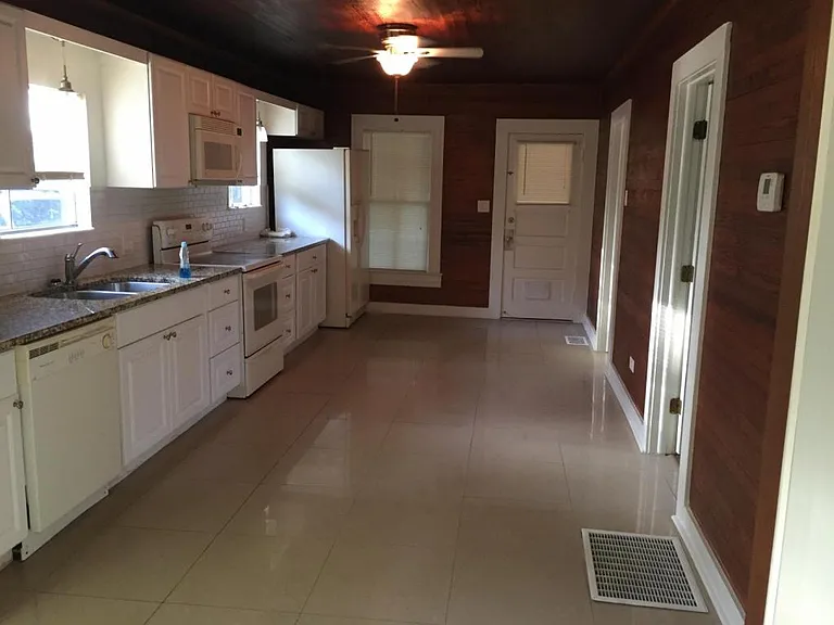 637 Bryant St — Photo 7