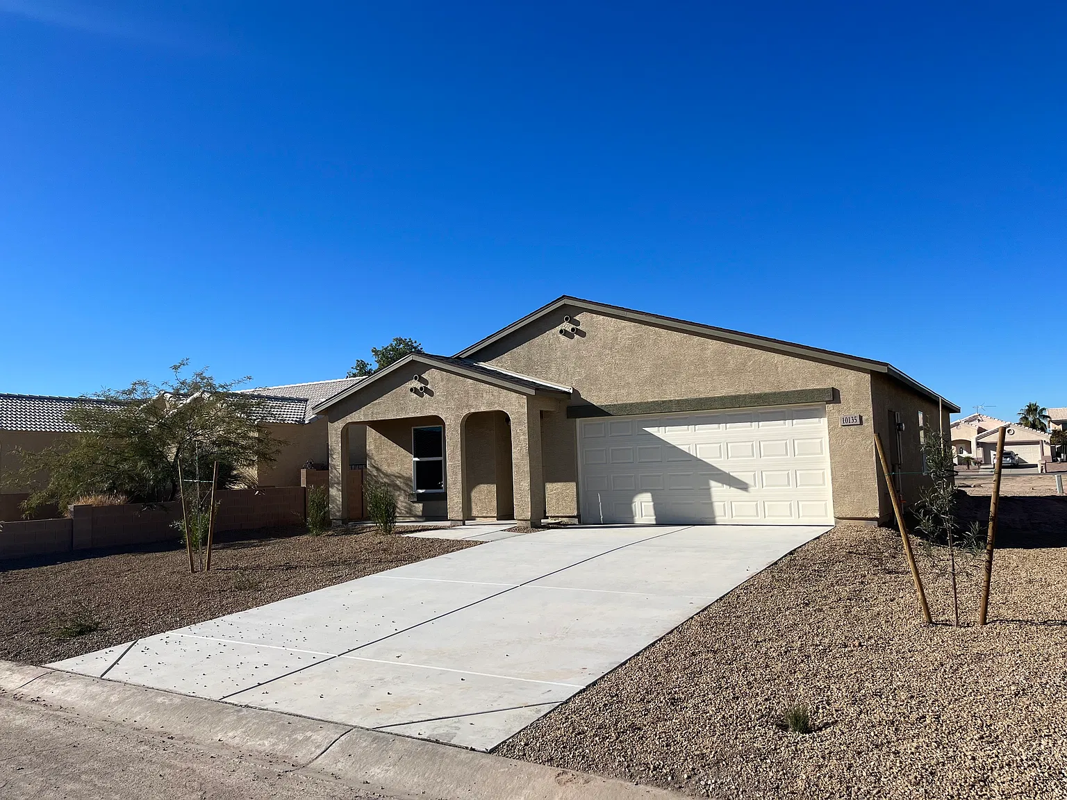 4 bed, 1400 sqft, $1,895 — Photo 2
