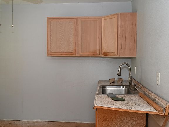 5th image of 3001 Bridwell St