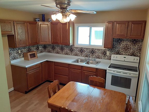 2nd image of 15800 W Mark Dr