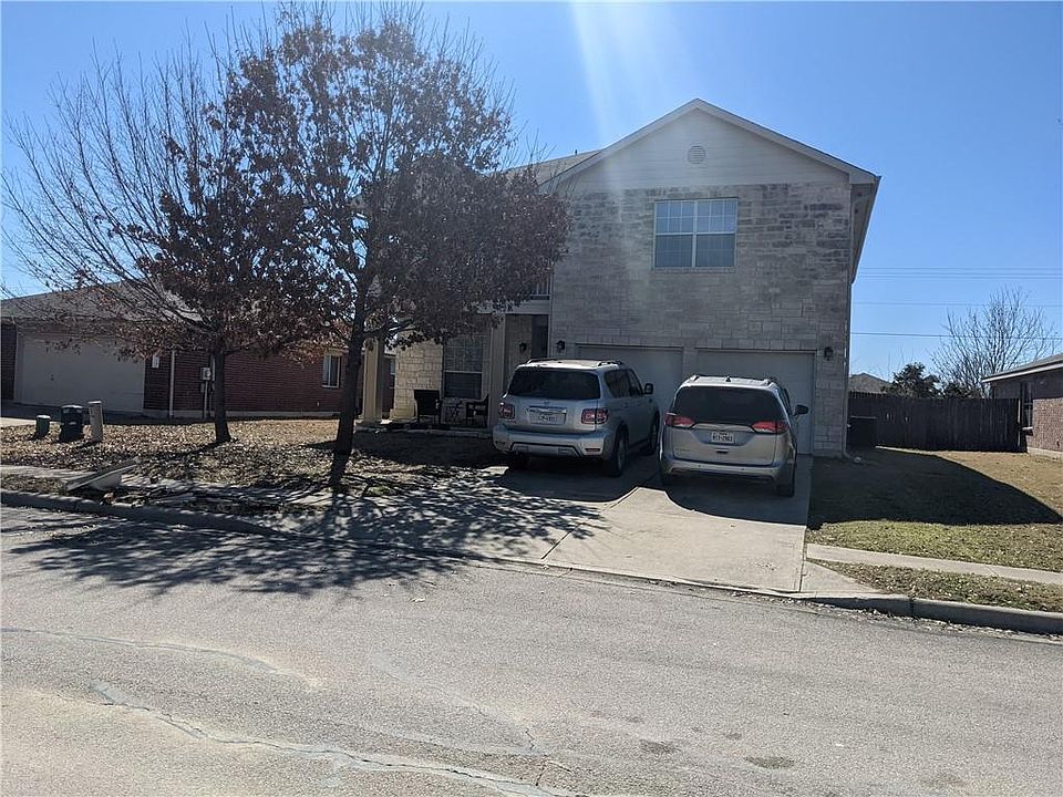 1st image of 216 Mossy Rock Dr