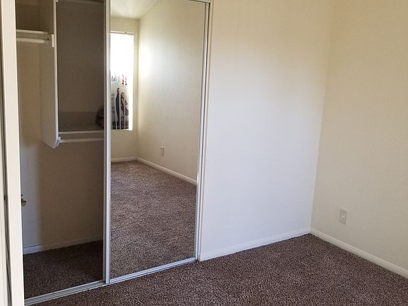 4th image of 615 Fredricks Ave Unit 112