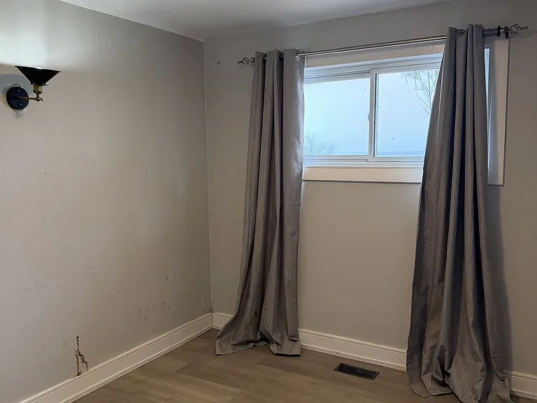 35 Lakeside Ave — Photo 27