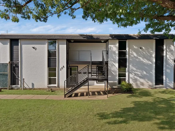 306 Renfro St, Grand Prairie, TX 75051