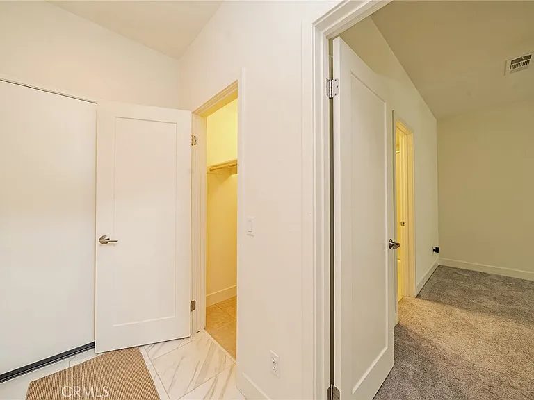 248 Rockefeller — Photo 35