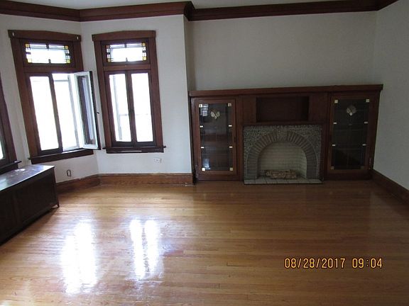 5th image of 6419 S Artesian Ave