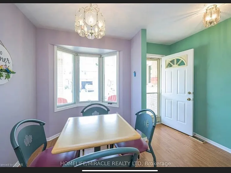 195 Barker St #7 — Photo 25