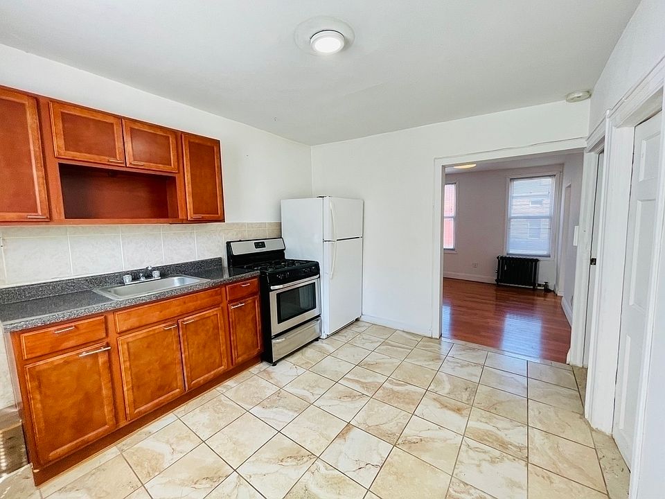 1st image of 269 Humboldt St #2C