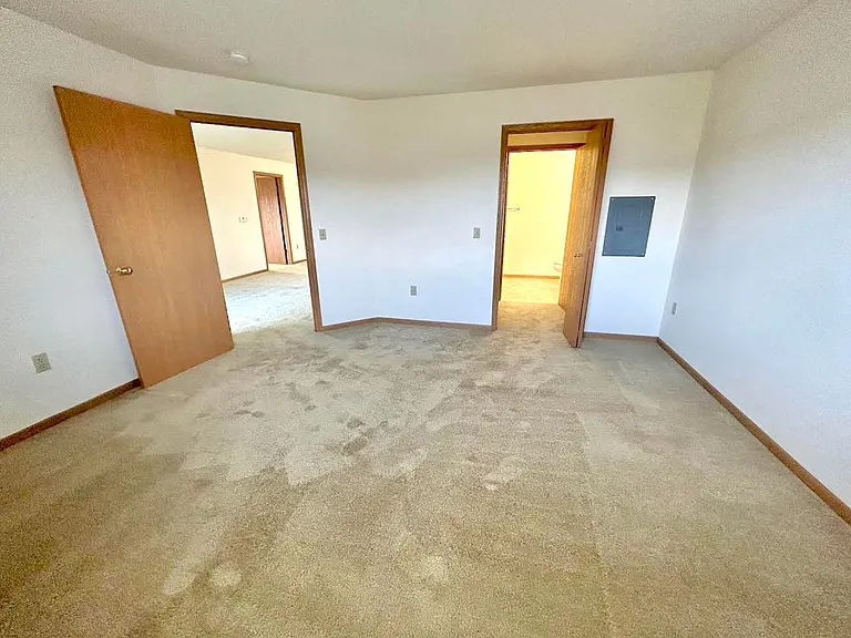 Stone Creek Apartments — Photo 21