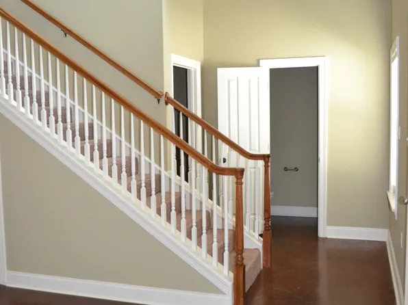 12367B Village Dr, Walker, LA 70785