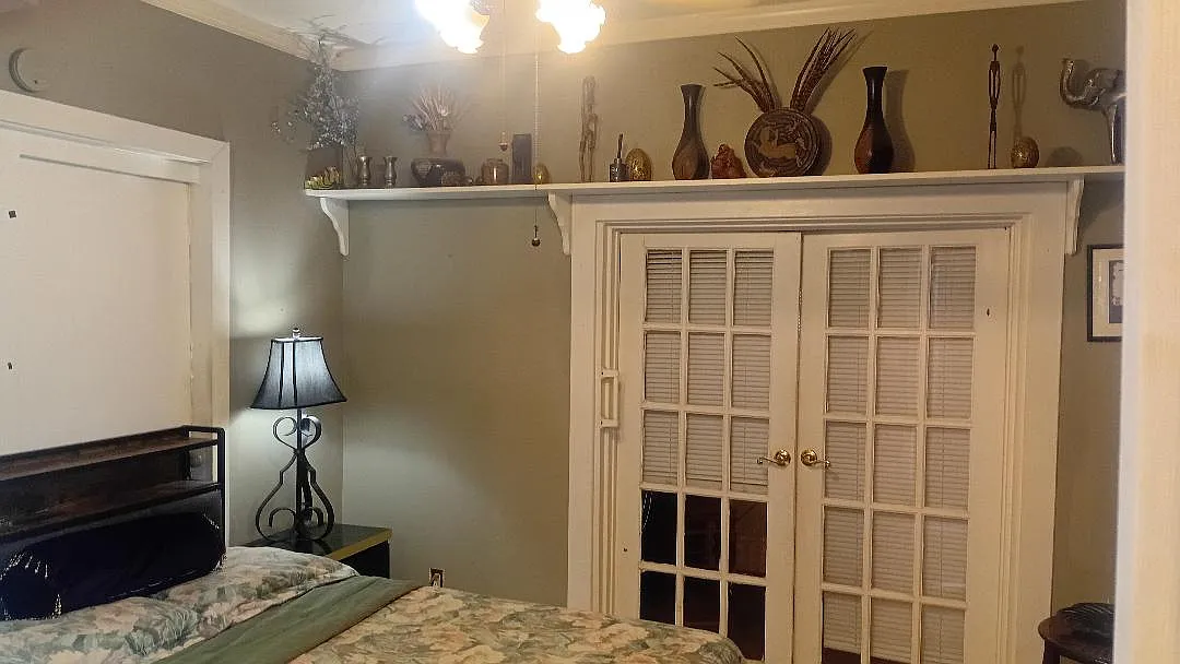 2 bed, 400 sqft, $1,350 — Photo 4