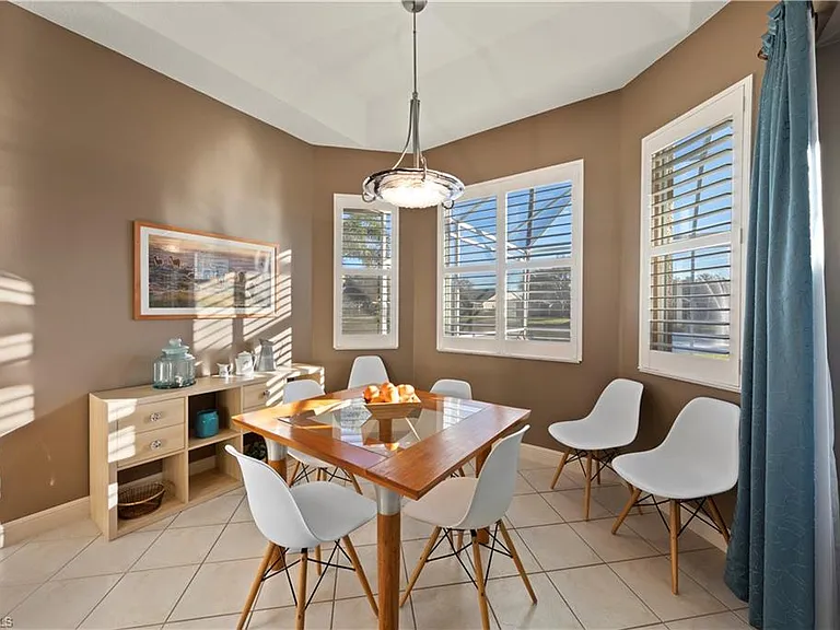 8066 Tauren Ct — Photo 10