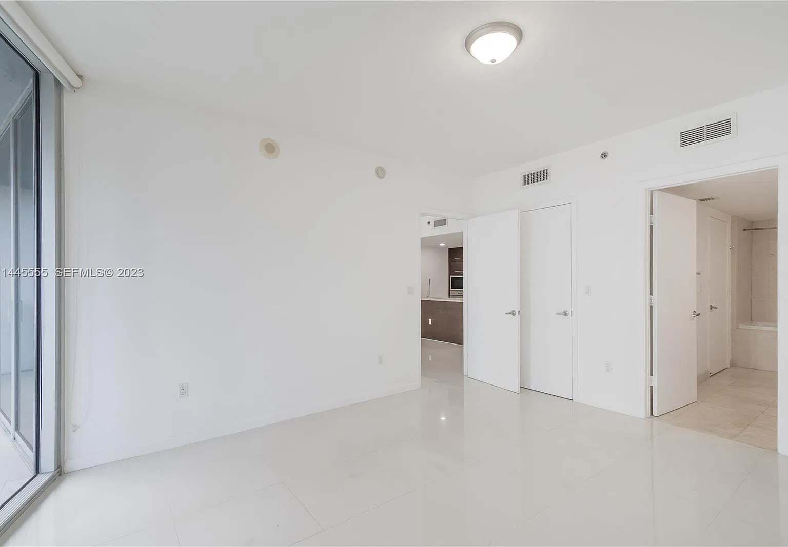 1 bed, 798 sqft, $3,600 — Photo 4