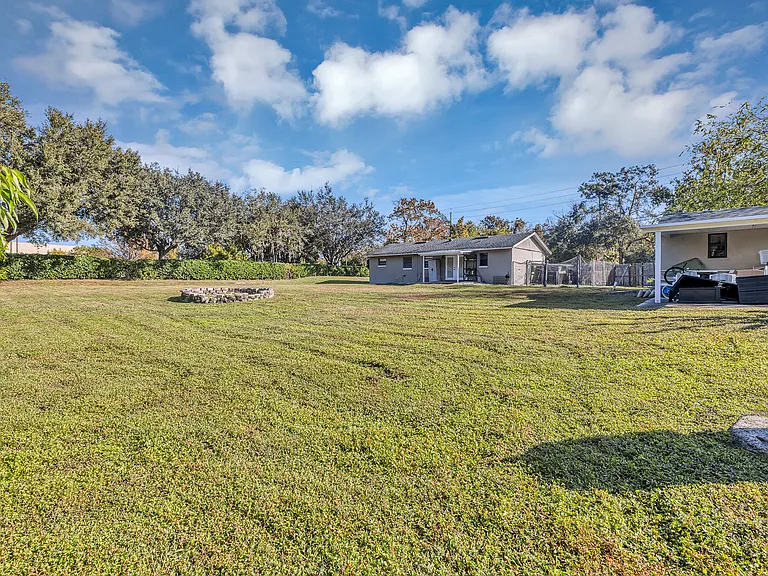 2474 Rouse Rd — Photo 24