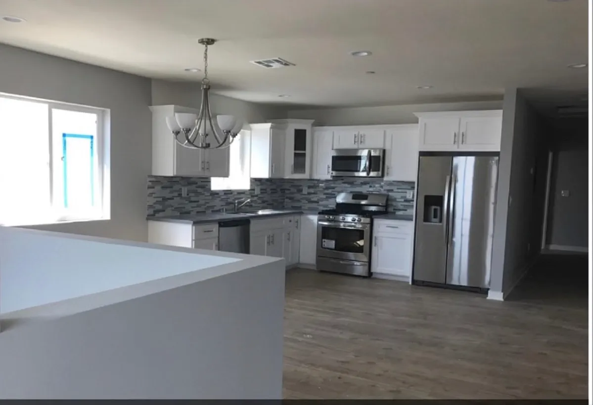 Building Photo - 5235 Virginia Ave #5237
