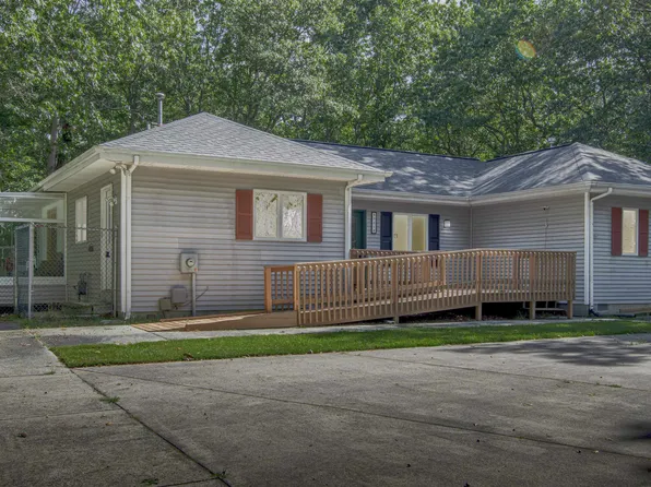 561 E Jimmie Leeds Rd, Galloway, NJ 08205