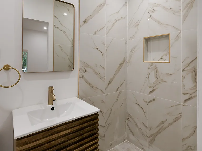 5729 Carlton Way #3/4 — Photo 11