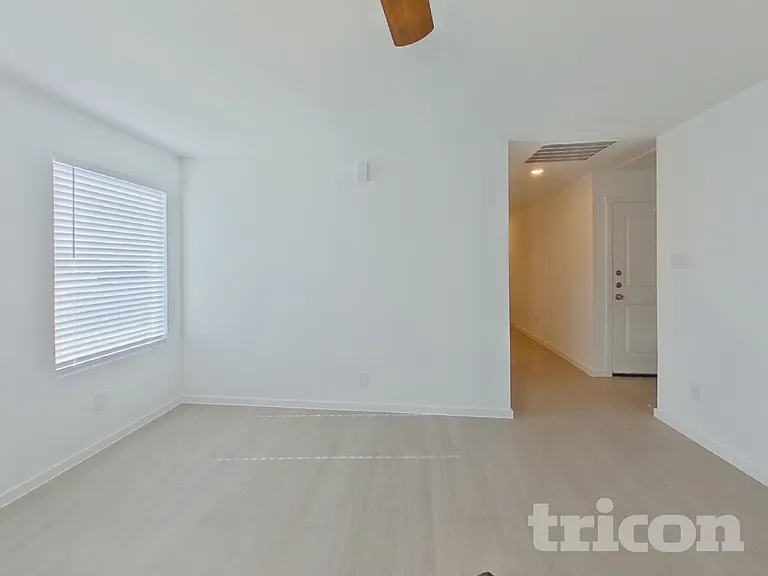 10712 Cowhide Ln — Photo 2
