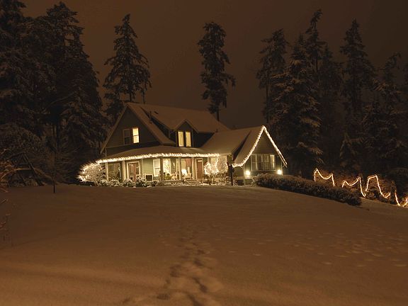 3rd image of 3824 15th Ave NW