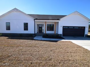117 Warbler Dr, New Bern, NC 28560