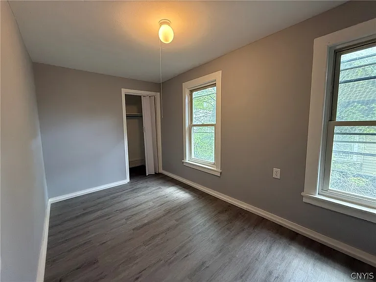 116 Alice Ave — Photo 15