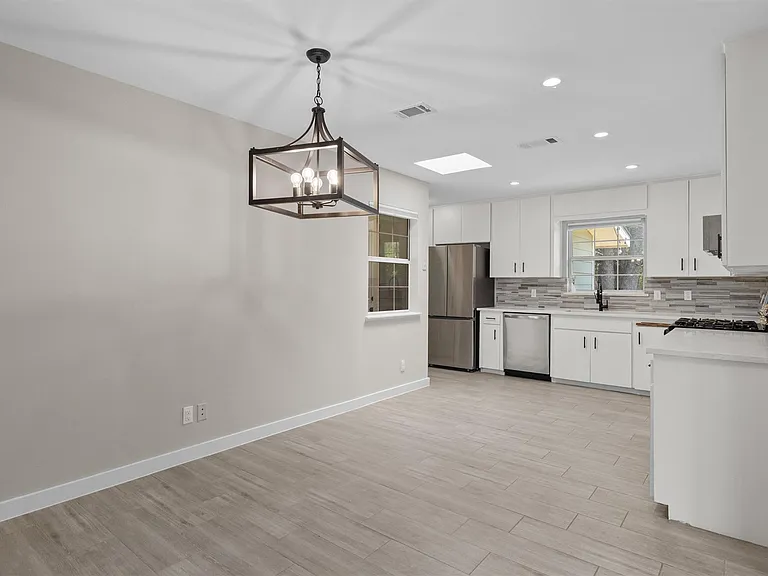 7707 Robalo Rd — Photo 8