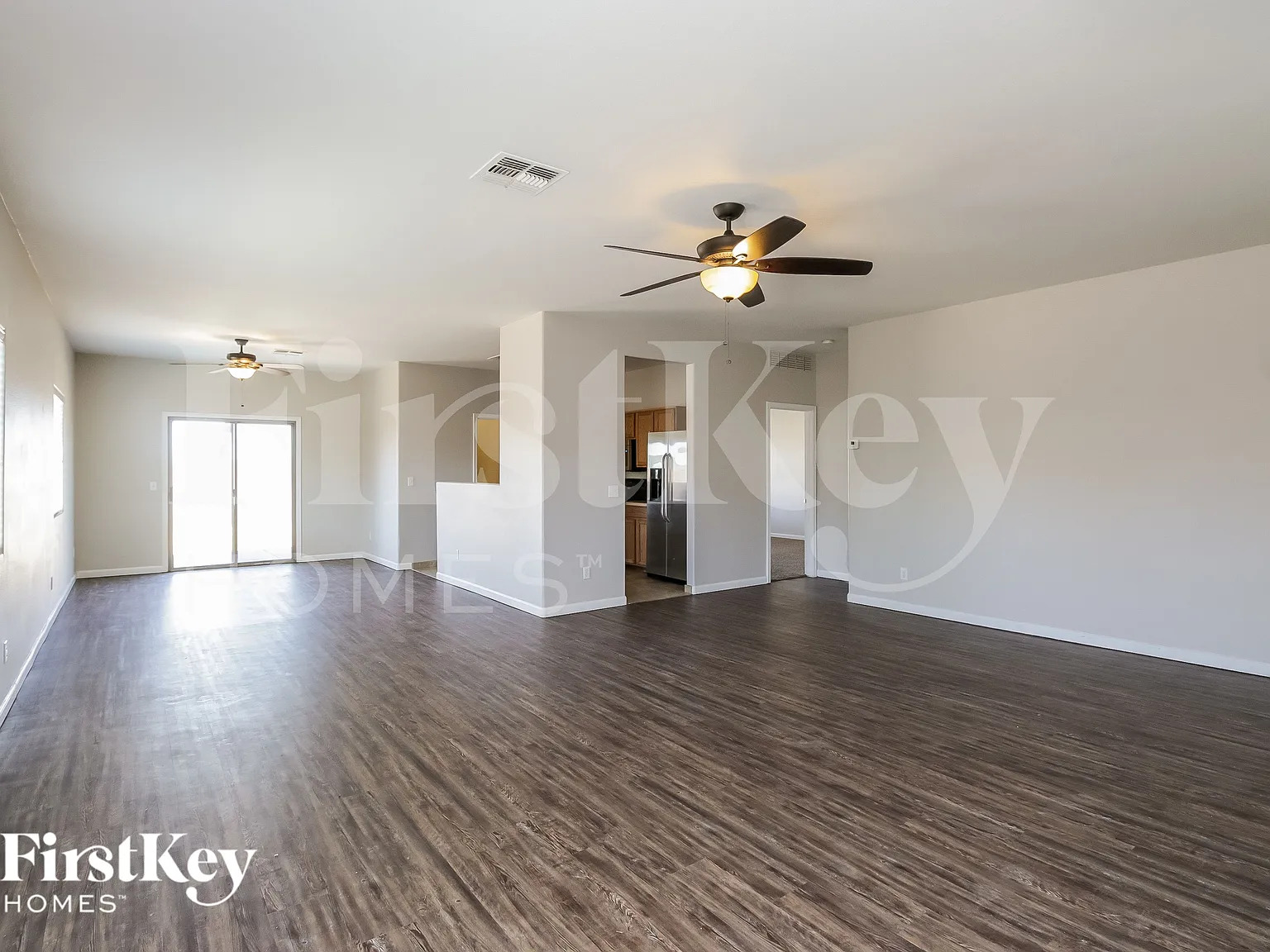 3 bed, 2.0 bath, 1631 sqft, $1,620 — Photo 4